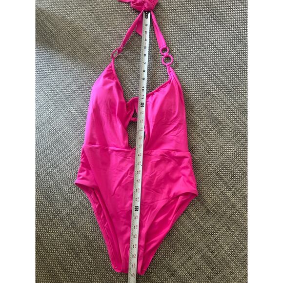 TRINA TURK NWT Monaco Scoop Neck Cutout Adjustabl Halter 1 Piece Swimsuit Pink 8 - Picture 3 of 3